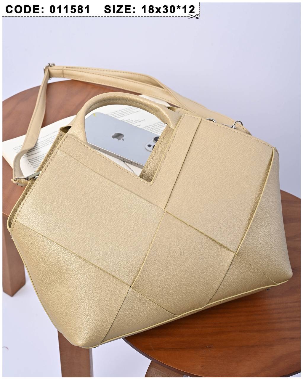 /public/uploads/photos/shares/Suzy bags/IMG_3210.jpeg